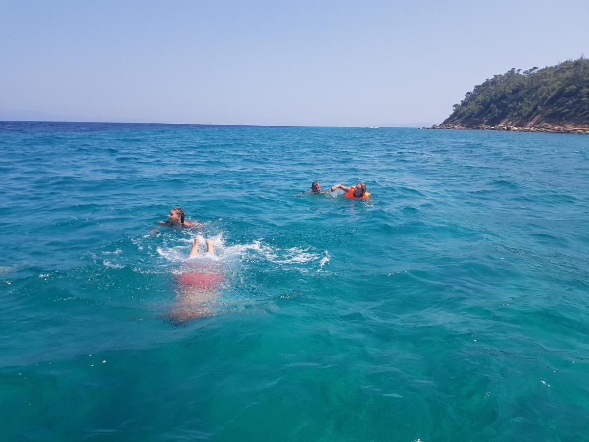 Halkidiki Rooms Néa Fókaia Exteriér fotografie